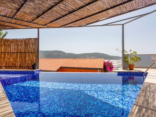  gece  -  Kasım
  | Kalkan Yeşilköy’de Jakuzili ve Korunaklı Özel Havuzlu Villa