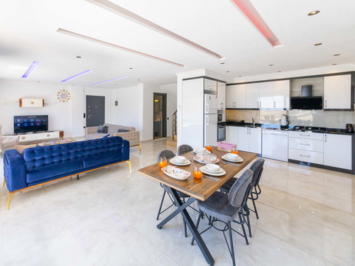  gece  -  Kasım
  | İslamlar Köyü’nde Jakuzili ve Korunaklı Havuzlu Kiralık Villa
