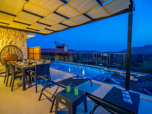  gece  -  Kasım
  | Villa Kaş Çukurbağ’da Muhafazakar, Özel Havuzlu 6 Kişilik Kiralık Villa