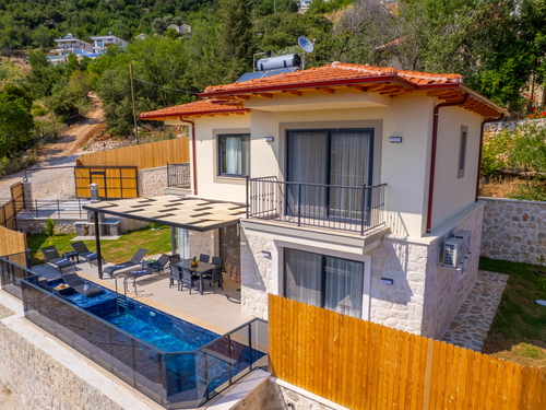  gece  -  Kasım
  | Villa Kaş Çukurbağ’da Muhafazakar, Özel Havuzlu 6 Kişilik Kiralık Villa
