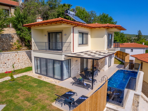  gece  -  Kasım
  | Villa Kaş Çukurbağ’da Muhafazakar, Özel Havuzlu 6 Kişilik Kiralık Villa