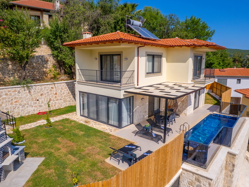  gece  -  Kasım
  | Villa Kaş Çukurbağ’da Muhafazakar, Özel Havuzlu 6 Kişilik Kiralık Villa