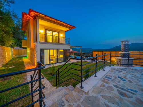  gece  -  Kasım
  | Villa Kaş Çukurbağ’da Muhafazakar, Özel Havuzlu 6 Kişilik Kiralık Villa