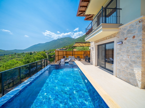  gece  -  Kasım
  | Kaş Çukurbağ’da Doğa Manzaralı Lüks Kiralık Villa