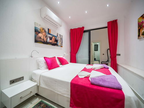  gece  -  Kasım
  | Kalkan Kördere’de Kısmi Deniz Manzaralı Lüks Villa