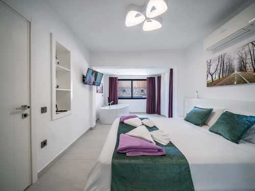gece - Kasım
| Kalkan Kördere’de Kısmi Deniz Manzaralı Lüks Villa