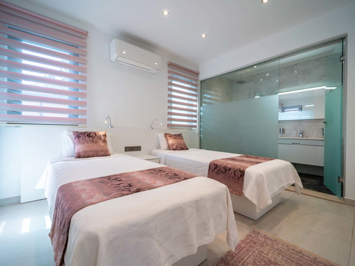  gece  -  Kasım
  | Kalkan Kördere’de Kapalı Isıtma Havuzlu ve Deniz Manzaralı Villa