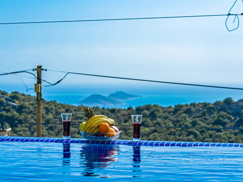  gece  -  Kasım
  | Kalkan Kördere’de Kapalı Isıtma Havuzlu ve Deniz Manzaralı Villa