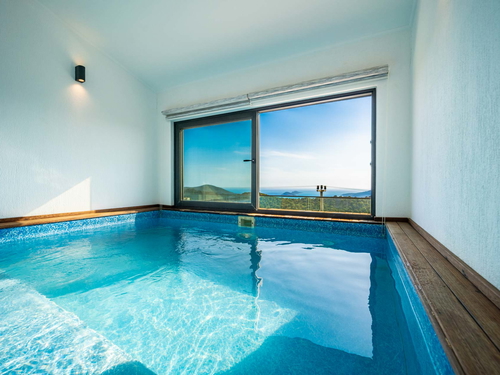  gece  -  Kasım
  | Kalkan Kördere’de Kapalı Isıtma Havuzlu ve Deniz Manzaralı Villa