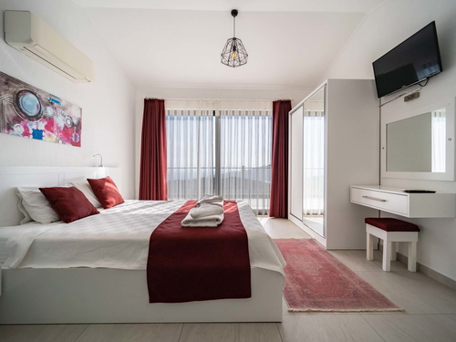  gece  -  Kasım
  | Kalkan Kördere’de Kapalı Isıtma Havuzlu ve Deniz Manzaralı Villa