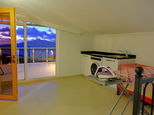  gece  -  Kasım
  | Kaş Kalkan Bezirgan’da Isıtmalı ve Korunaklı Lüks Villa