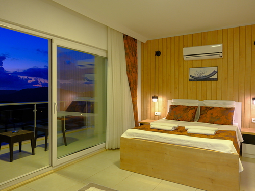  gece  -  Kasım
  | Kaş Kalkan Bezirgan’da Isıtmalı ve Korunaklı Lüks Villa