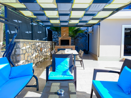  gece  -  Kasım
  | Kaş Kalkan Bezirgan’da Isıtmalı ve Korunaklı Lüks Villa