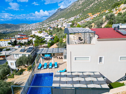  gece  -  Kasım
  | Kaş Kalkan Bezirgan’da Isıtmalı ve Korunaklı Lüks Villa