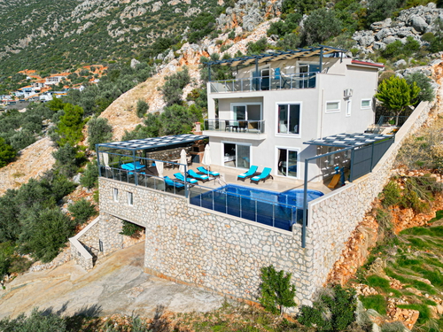 gece - Kasım
| Kaş Kalkan Bezirgan’da Isıtmalı ve Korunaklı Lüks Villa