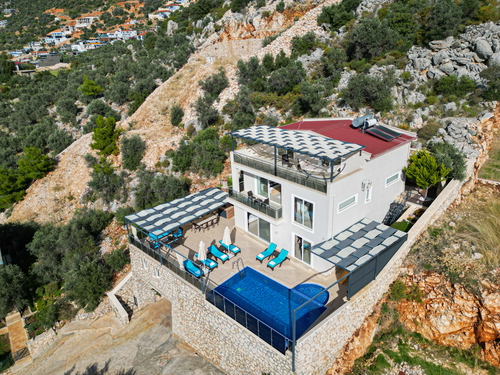  gece  -  Kasım
  | Kaş Kalkan Bezirgan’da Isıtmalı ve Korunaklı Lüks Villa