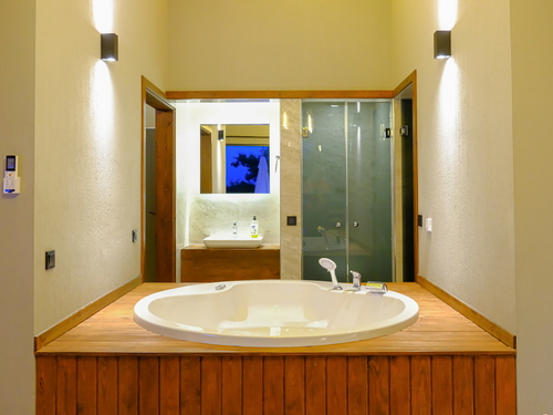 gece - Kasım
| Kalkan Üzümlü’de Hamam Sauna Jakuzili Korunaklı Villa