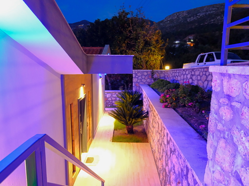  gece  -  Kasım
  | Kalkan Üzümlü’de Hamam Sauna Jakuzili Korunaklı Villa