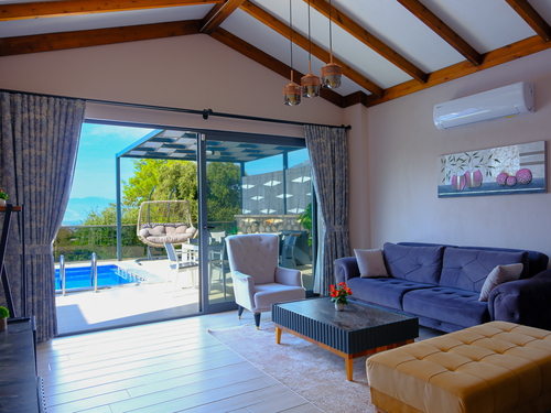  gece  -  Kasım
  | Kalkan Üzümlü’de Hamam Sauna Jakuzili Korunaklı Villa