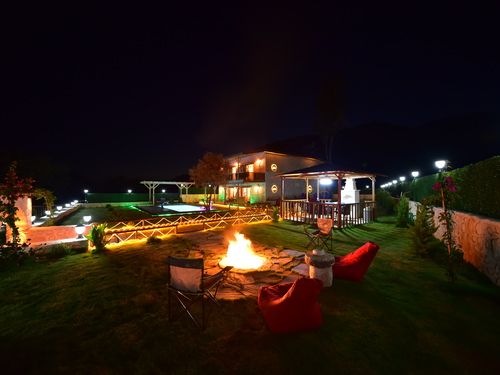  gece  -  Kasım
  | Demre Davazlar’da Jakuzili ve Bahçeli Kiralık Villa