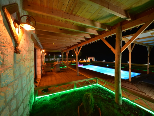  gece  -  Kasım
  | Demre Davazlar’da Jakuzili ve Bahçeli Kiralık Villa