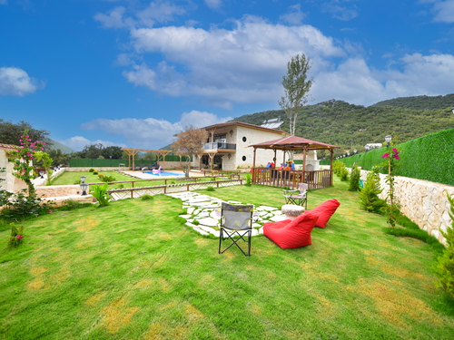  gece  -  Kasım
  | Demre Davazlar’da Jakuzili ve Bahçeli Kiralık Villa