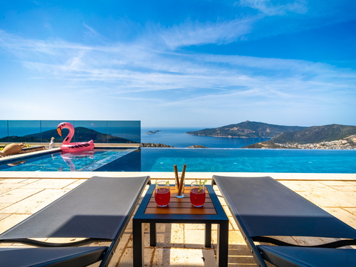  gece  -  Kasım
  | Kalkan Kördere’de Deniz Manzaralı ve Muhafazakar 6 Kişilik Tatil Villası