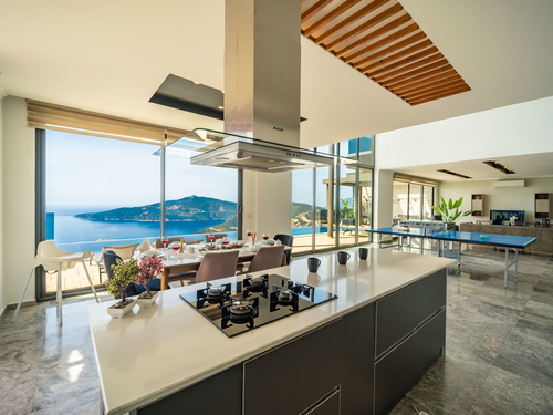 gece - Kasım
| Kalkan Kördere’de Deniz Manzaralı ve Muhafazakar 6 Kişilik Tatil Villası