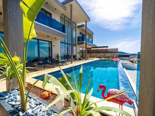  gece  -  Kasım
  | Kalkan Kördere’de Deniz Manzaralı ve Muhafazakar 6 Kişilik Tatil Villası