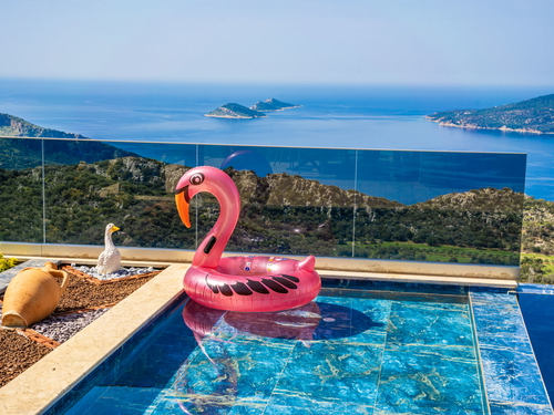  gece  -  Kasım
  | Kalkan Kördere’de Deniz Manzaralı ve Muhafazakar 6 Kişilik Tatil Villası