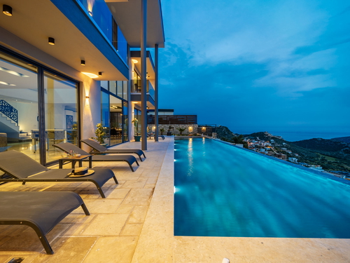 gece - Kasım
| Kalkan Kördere’de Deniz Manzaralı ve Muhafazakar 6 Kişilik Tatil Villası