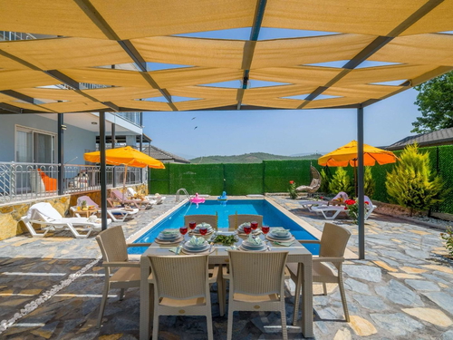  gece  -  Kasım
  | Fethiye Seydikemer’de Doğa İçinde Romantik ve Huzurlu Tatil Villası