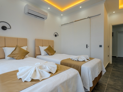  gece  -  Kasım
  | Kalkan Kördere’de Deniz Manzaralı, Hamam ve Sauna’lı Lüks Villa
