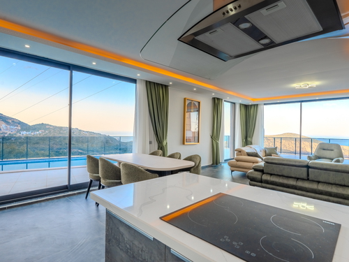  gece  -  Kasım
  | Kalkan Kördere’de Deniz Manzaralı, Hamam ve Sauna’lı Lüks Villa