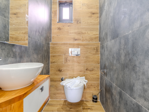 gece - Kasım
| Kalkan Kördere’de Deniz Manzaralı, Hamam ve Sauna’lı Lüks Villa