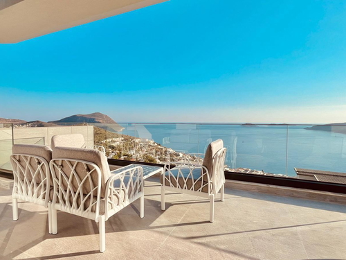  gece  -  Kasım
  | Kalkan Kalamar'da Rüya Gibi Deniz Manzaralı Lüks Villa: Özel Havuzlu Romantik Kaçış
