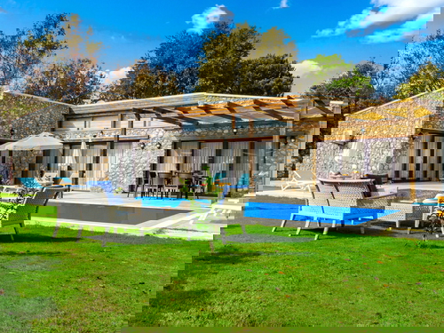  gece  -  Kasım
  | Fethiye Kayaköy’de 6 Kişilik Jakuzili Özel Havuzlu Doğa Villası