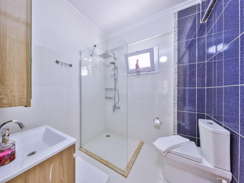 gece - Kasım
| Kalkan Hacıoğlan'da 10 Kişilik Lüks Villa: Tuzlu Su Havuzlu ve Jakuzili Cennet