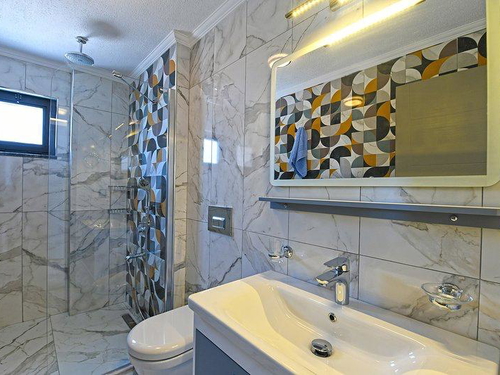 gece - Kasım
| Kalkan Akbel'de Deniz Manzaralı Lüks Villa: Isıtmalı Havuz ve Jakuzi İle Konforlu Tatil