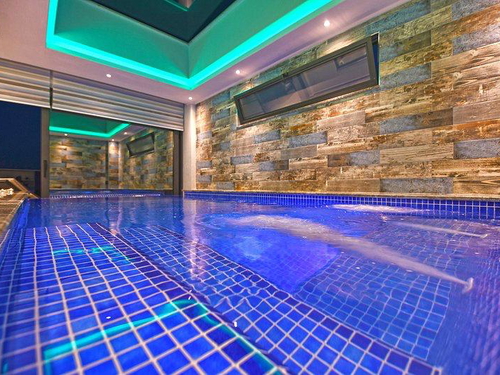  gece  -  Kasım
  | Kalkan Akbel'de Deniz Manzaralı Lüks Villa: Isıtmalı Havuz ve Jakuzi İle Konforlu Tatil