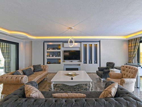gece - Kasım
| Kalkan Akbel'de Deniz Manzaralı Lüks Villa: Isıtmalı Havuz ve Jakuzi İle Konforlu Tatil