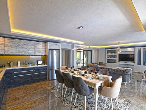 gece - Kasım
| Kalkan Akbel'de Deniz Manzaralı Lüks Villa: Isıtmalı Havuz ve Jakuzi İle Konforlu Tatil