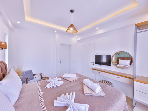  gece  -  Kasım
  | Kaş Çukurbağ'da Özel Havuzlu 4 Kişilik Kiralık Villa