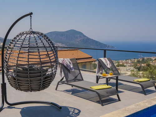 gece - Kasım
| Kalkan Kızıltaş'ta Deniz Manzaralı, Jakuzili Lüks Villa Tatili: 10 Kişilik Özel Cennet