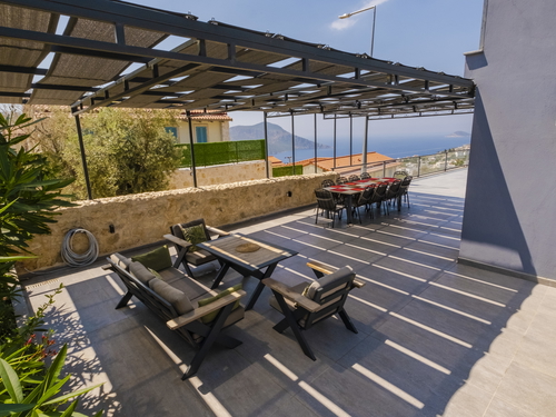 gece - Kasım
| Kalkan Kızıltaş'ta Deniz Manzaralı, Jakuzili Lüks Villa Tatili: 10 Kişilik Özel Cennet