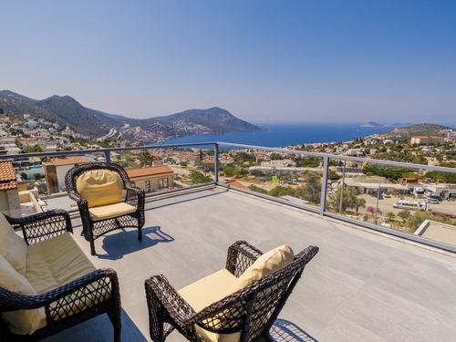  gece  -  Kasım
  | Kalkan Kızıltaş'ta Deniz Manzaralı, Jakuzili Lüks Villa Tatili: 10 Kişilik Özel Cennet