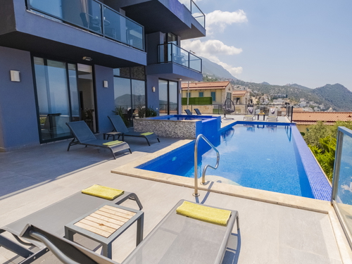gece - Kasım
| Kalkan Kızıltaş'ta Deniz Manzaralı, Jakuzili Lüks Villa Tatili: 10 Kişilik Özel Cennet