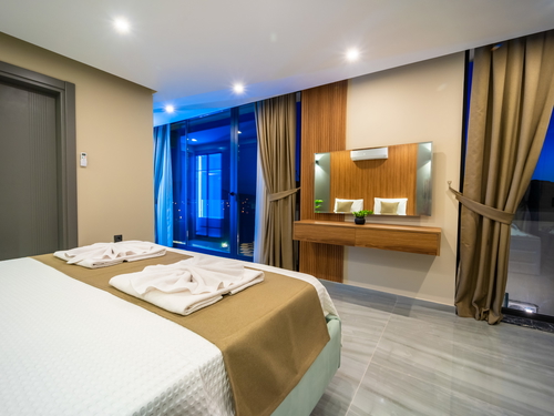  gece  -  Kasım
  | Kalkan Yeşilköy’de Jakuzili, 4 Kişilik Doğa İçinde Özel Havuzlu Kiralık Villa
