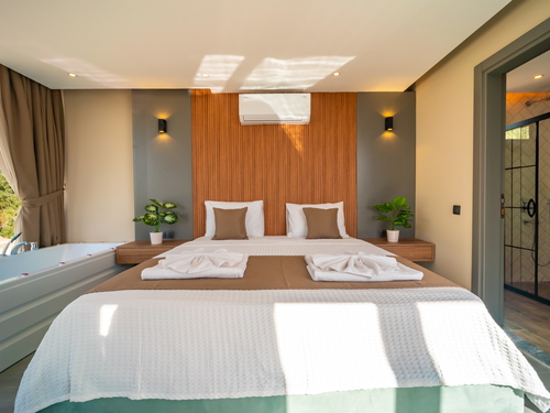  gece  -  Kasım
  | Kalkan Yeşilköy’de Jakuzili, 4 Kişilik Doğa İçinde Özel Havuzlu Kiralık Villa