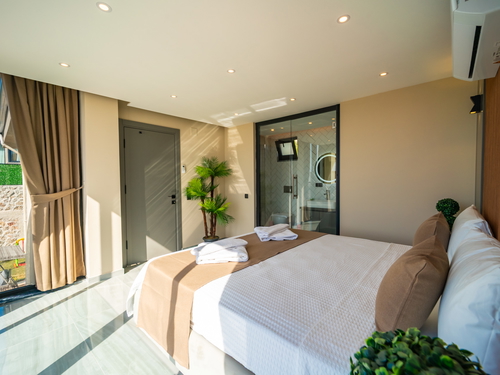  gece  -  Kasım
  | Kalkan Yeşilköy’de Jakuzili, 4 Kişilik Doğa İçinde Özel Havuzlu Kiralık Villa